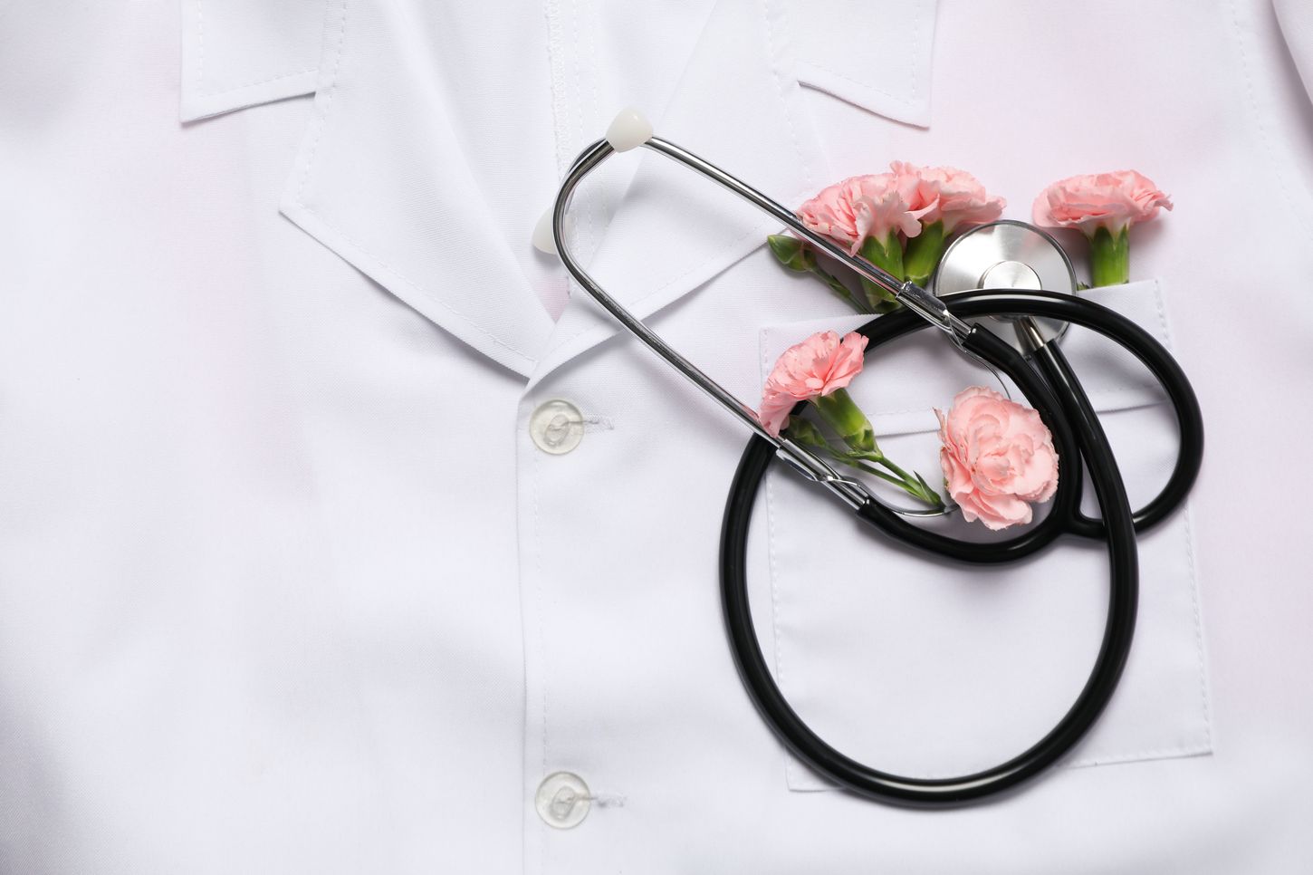 График работы в праздничные дни в марте